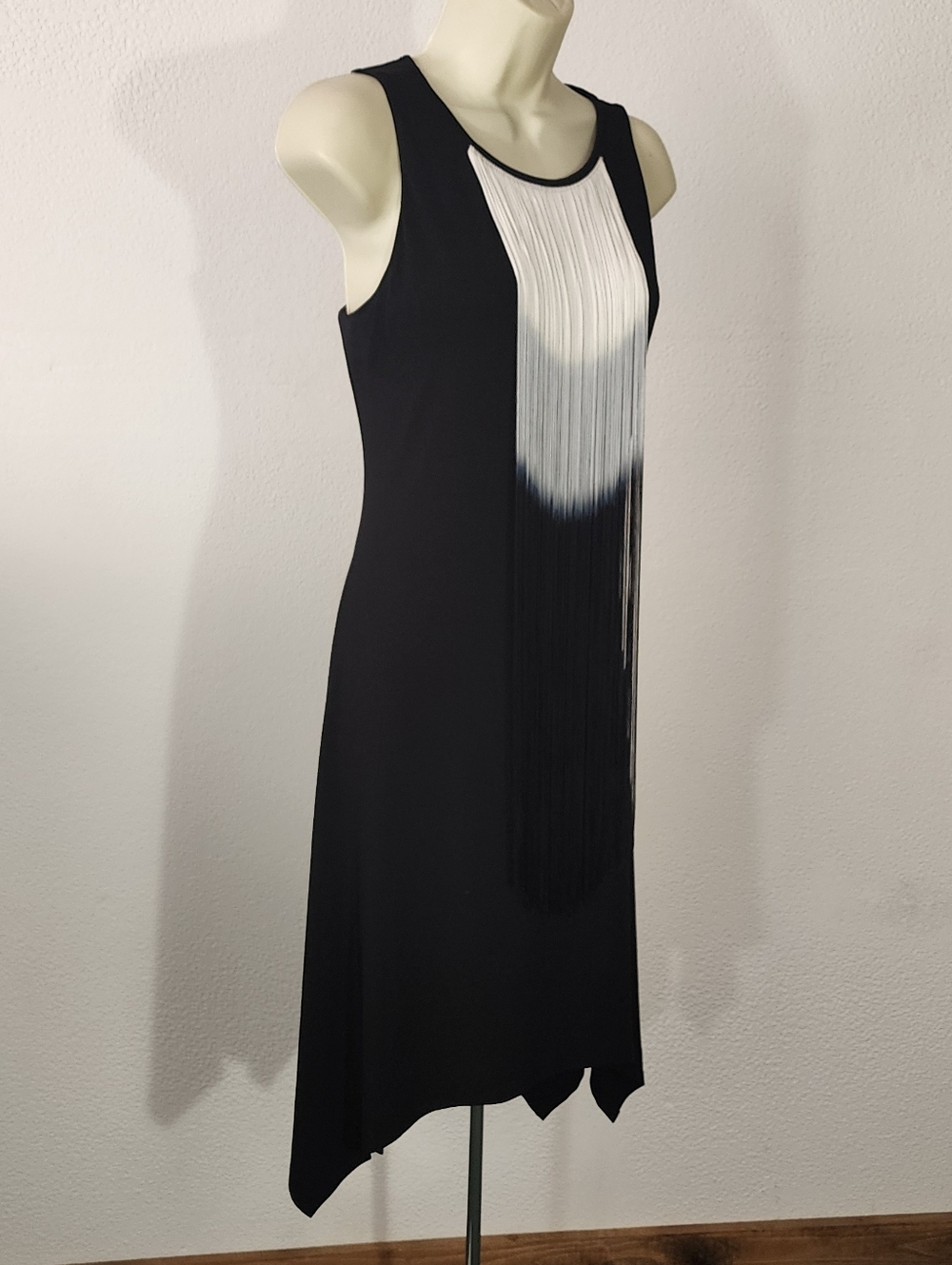 Ronni Nicole Dress Sleeveless Fringed Panel Black Size 6 - Picture 9 of 15